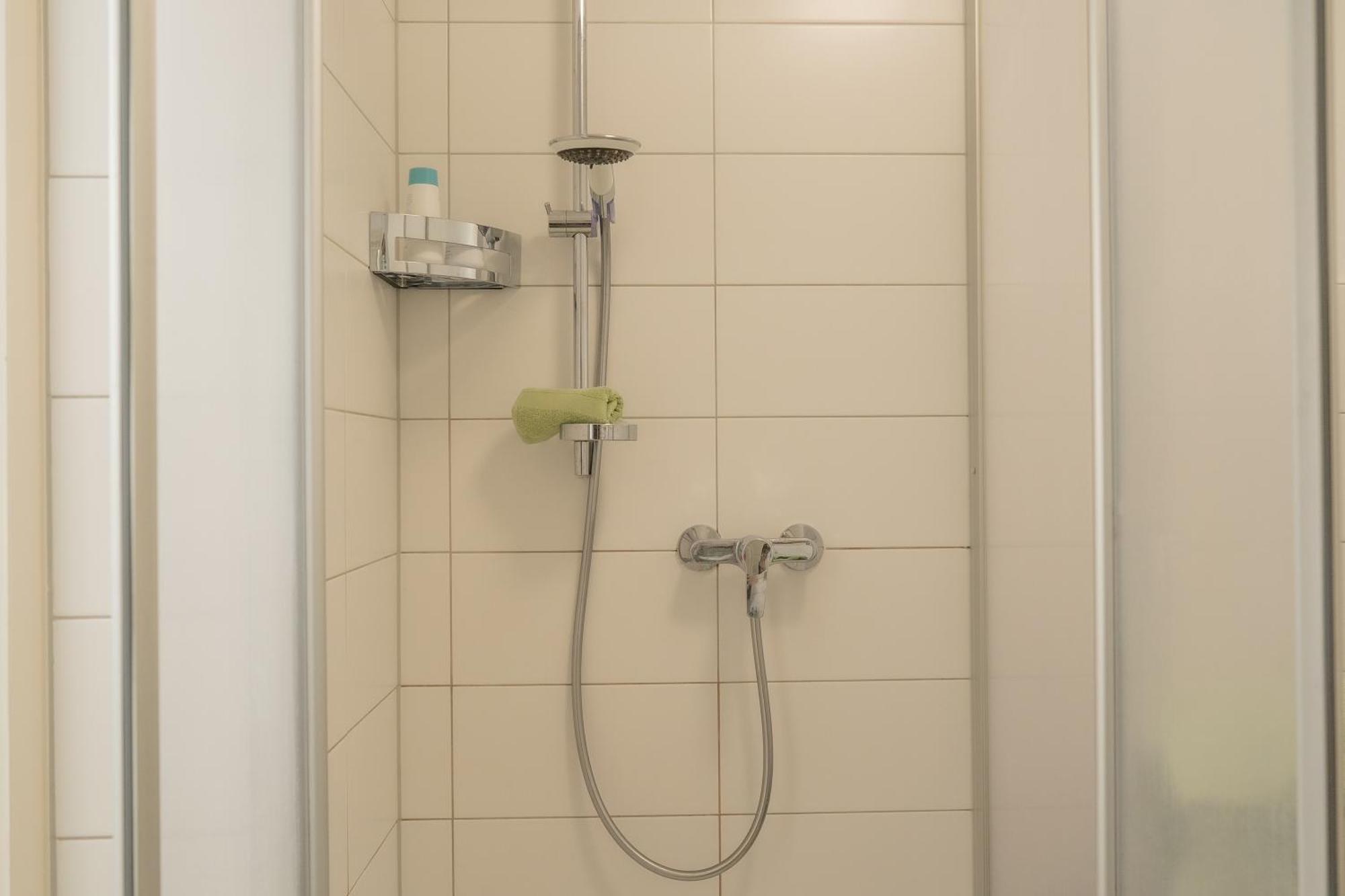 Einzigartiges Scandi Apartment - Innenstadt Mit Parkplatz, Balkon & Wlan - Perfekt Fuer Radfahrer Riedlingen Εξωτερικό φωτογραφία